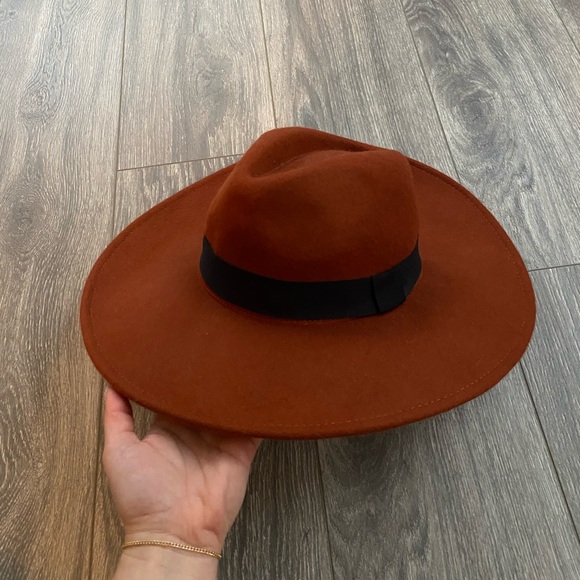 NWT! 100% Wool Wide-Brim Hat in Rust Orange/Brown main image 11